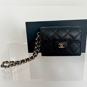 CHANEL Caviar Quilted Flap Card Holder Chain Wristlet Black